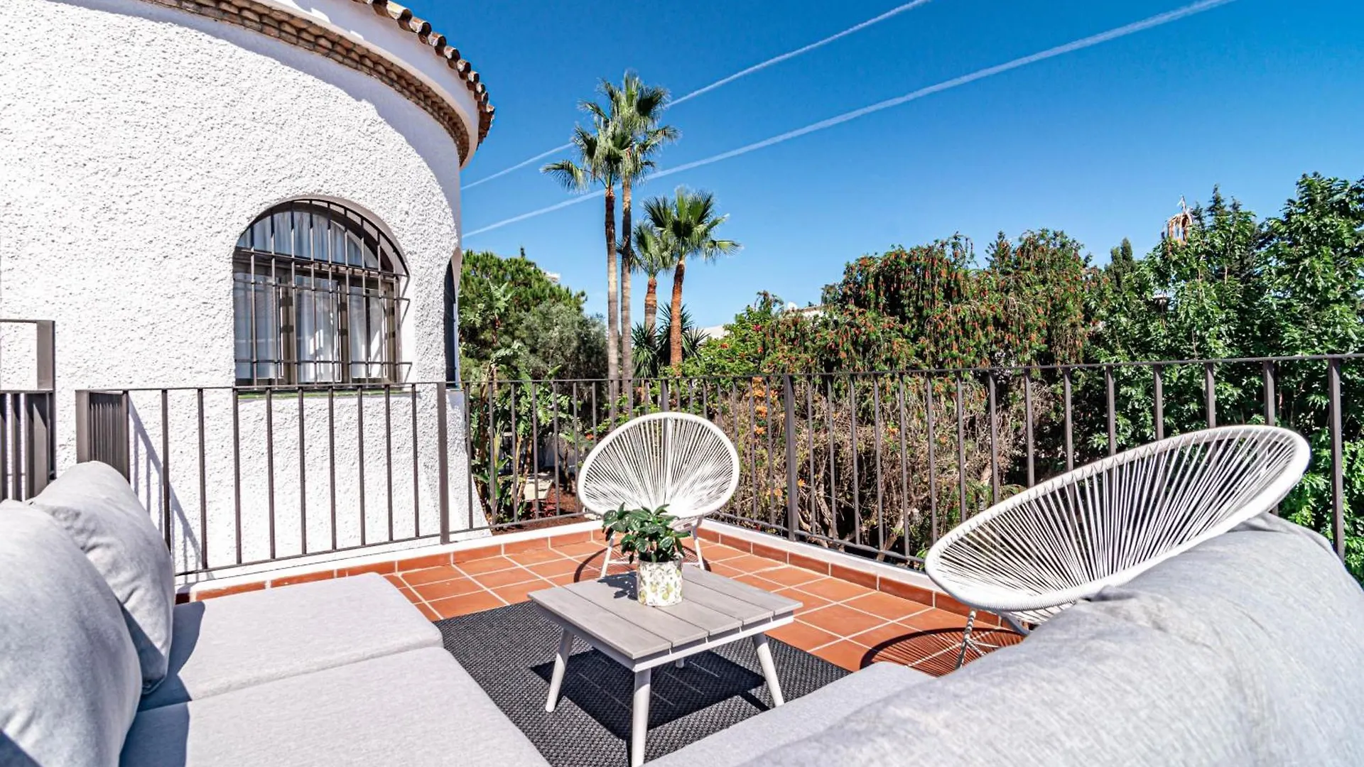 Seaside Paradise Villa With A Private Pool And Walking Distance To The Beach Marbella 0*,